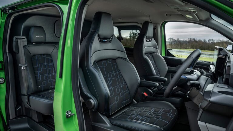 Innenraum des Ford Transit MS-RT
