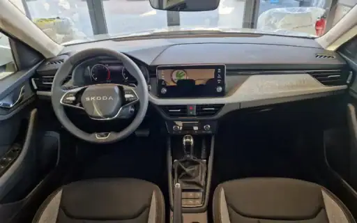 Skoda Kamiq Lenkrad und Infotainment