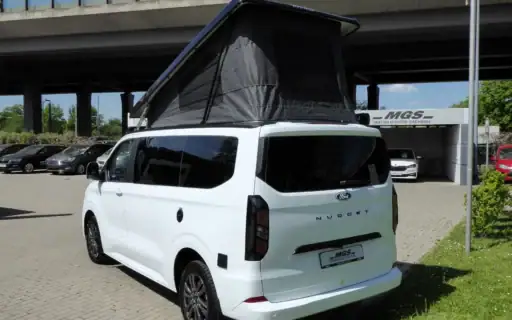 Ford Nugget Heck mit Aufstelldach