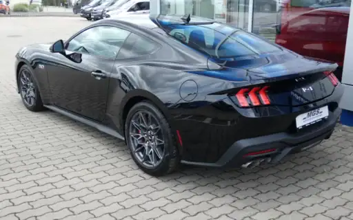 Ford Mustang V8 Seite/Heck