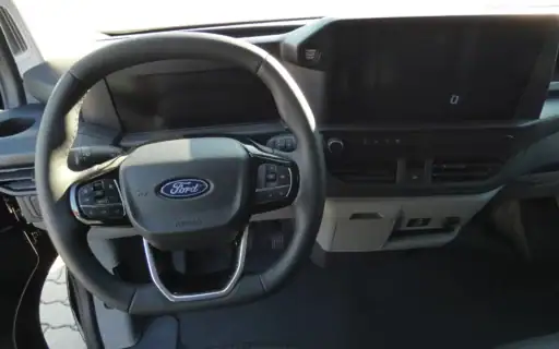 Ford Transit Custom Kasten Cockpit