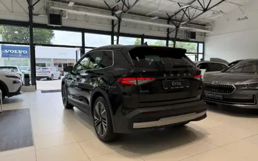 Skoda Elroq 85 schwarz Heck